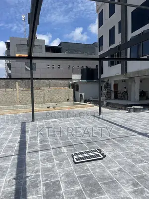 2bdrm Apartment in Lekki Phase 1 for rent