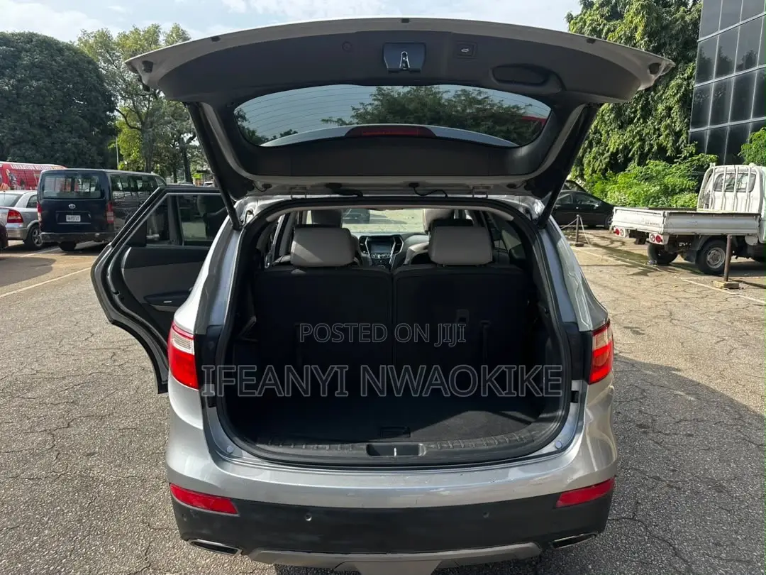 Hyundai Santa Fe Limited 4dr SUV (3.3L 6cyl 6A) 2014 Silver