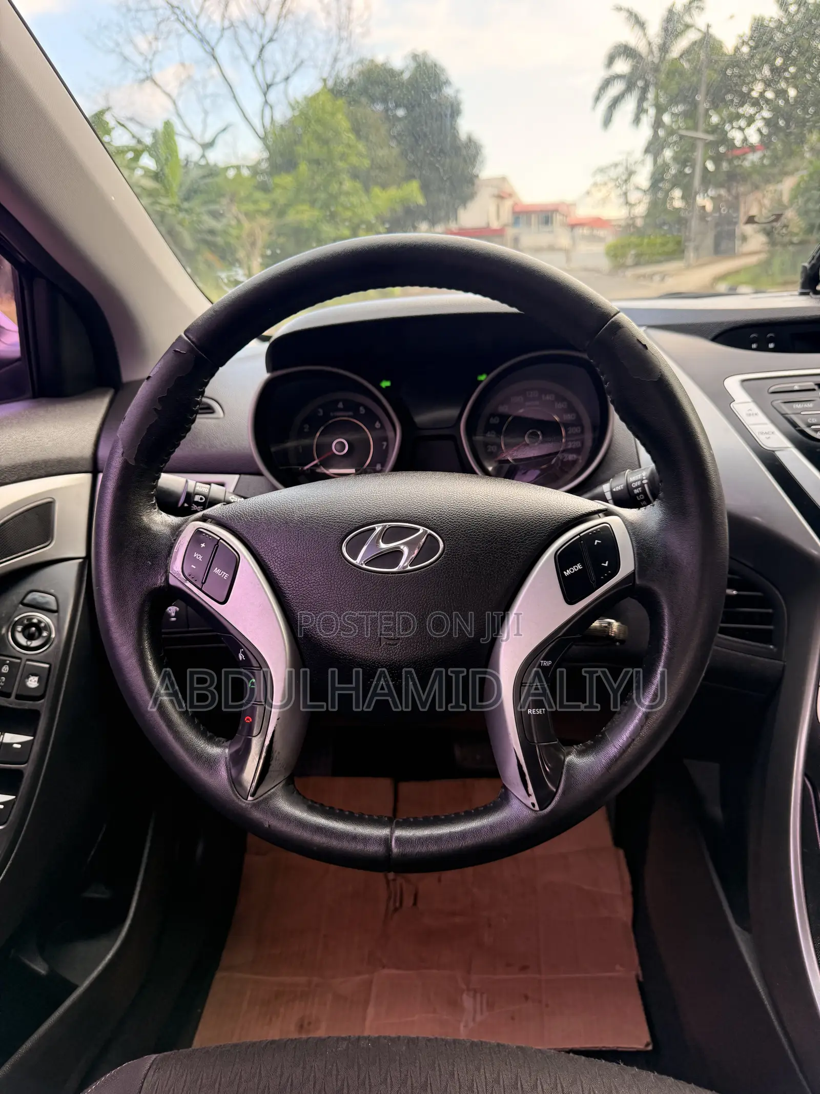 Hyundai Avante 2012 Black