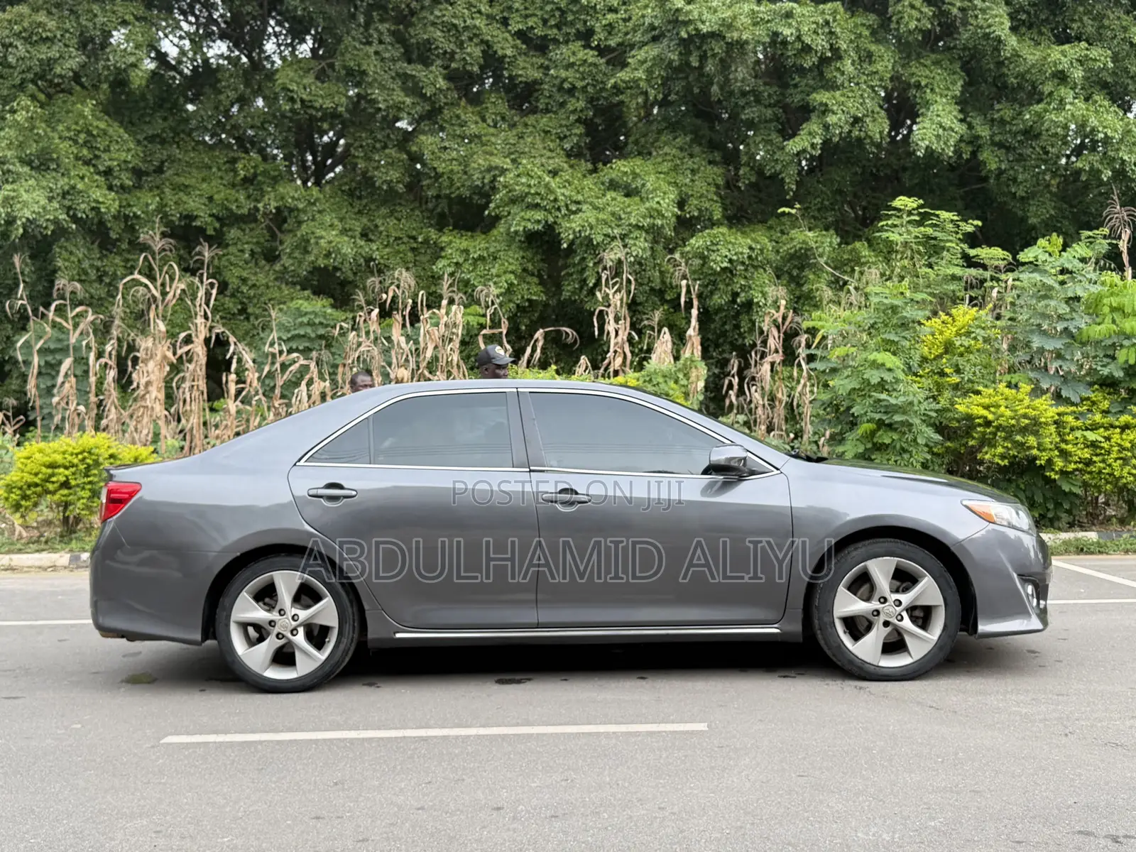 Toyota Camry SE V6 4dr Sedan (3.5L 6cyl 6A) 2012 Gray