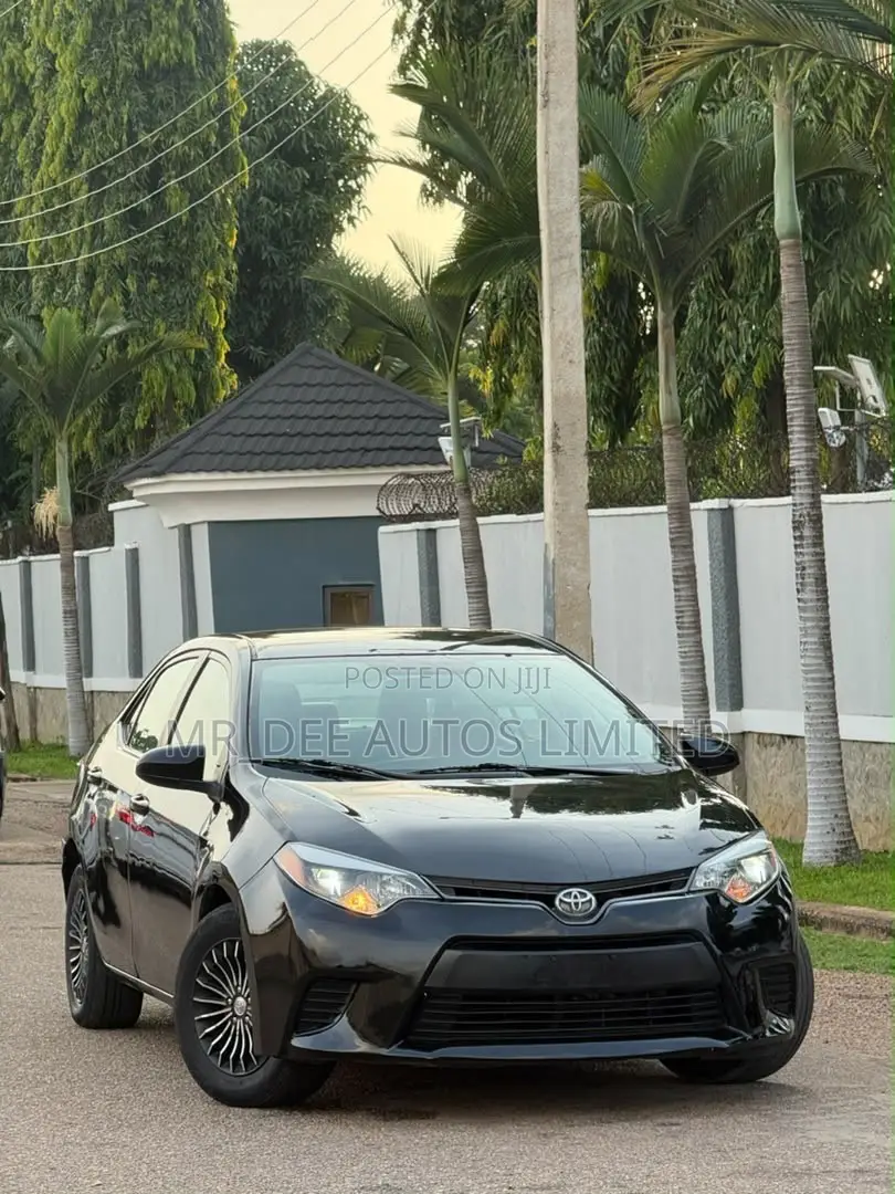 Toyota Corolla 2015 Black