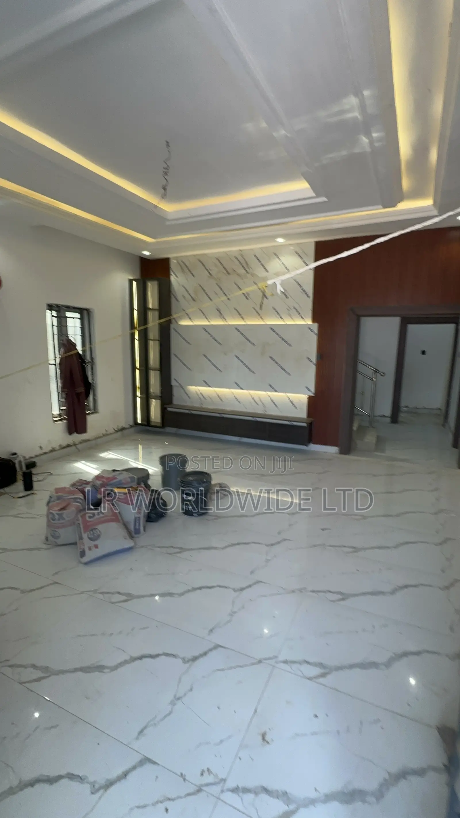 5bdrm Duplex in Lugbe District for sale