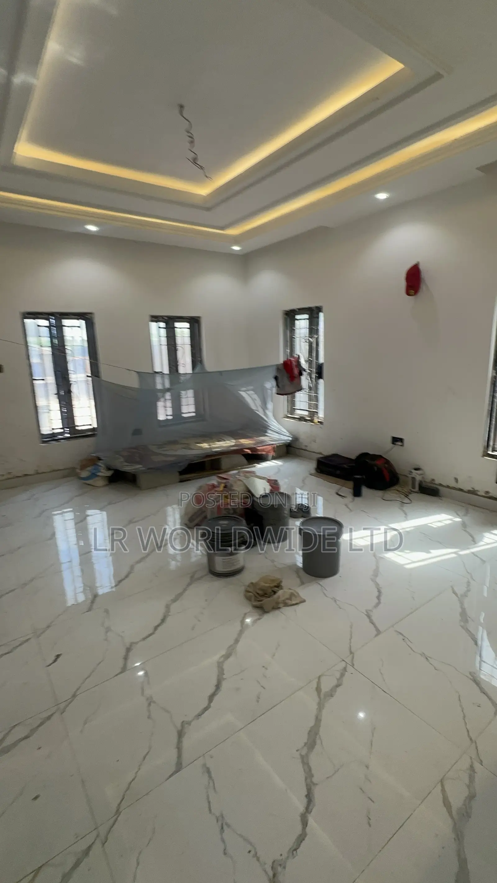 5bdrm Duplex in Lugbe District for sale
