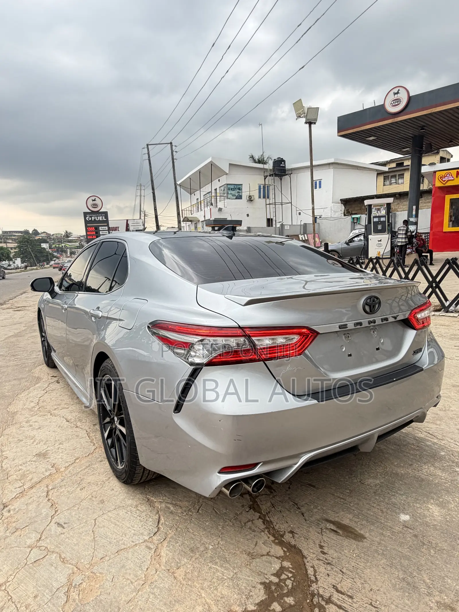 Toyota Camry XSE (2.5L 4cyl 8A) 2019 Silver