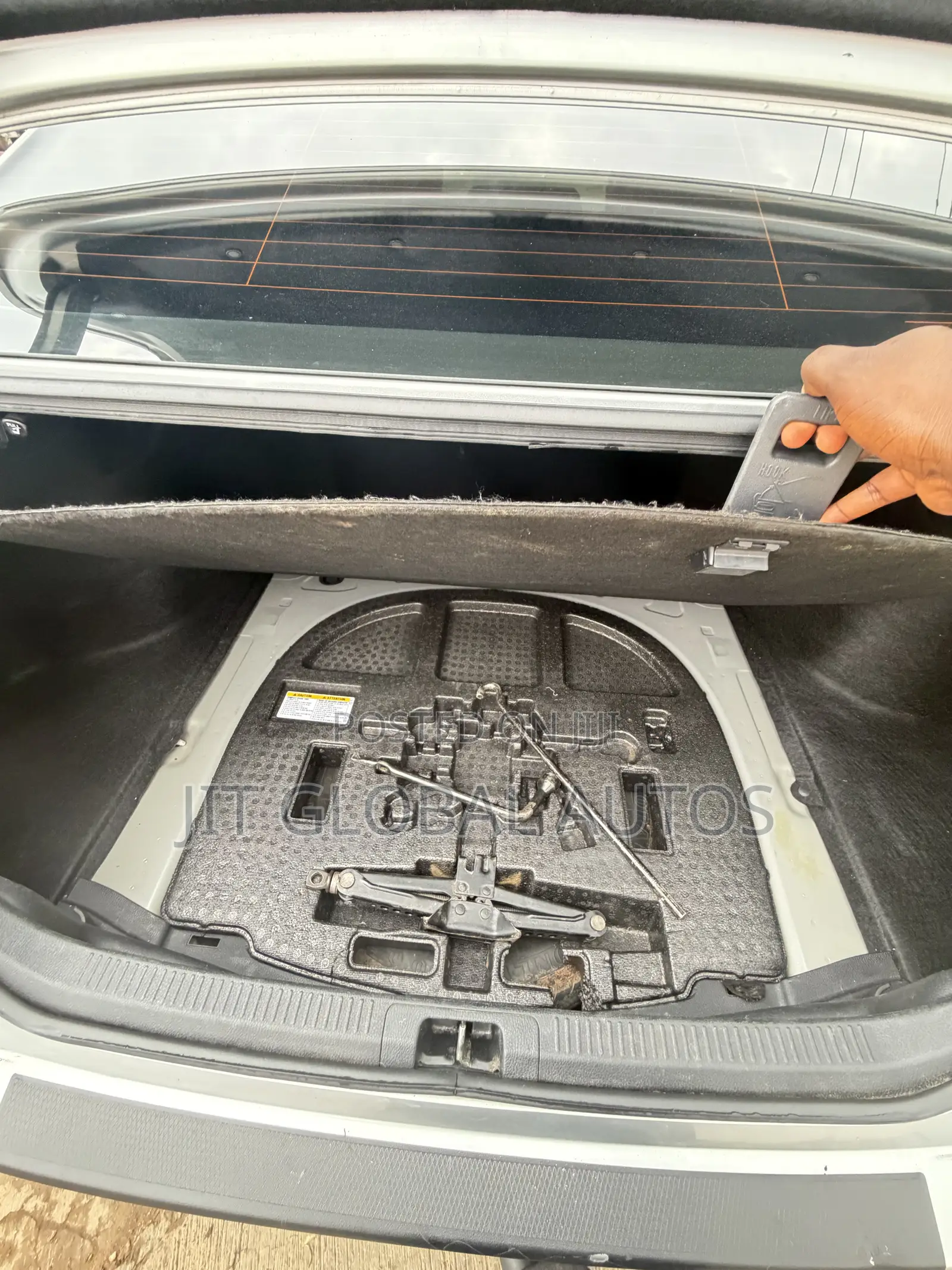 Toyota Camry XSE (2.5L 4cyl 8A) 2019 Silver