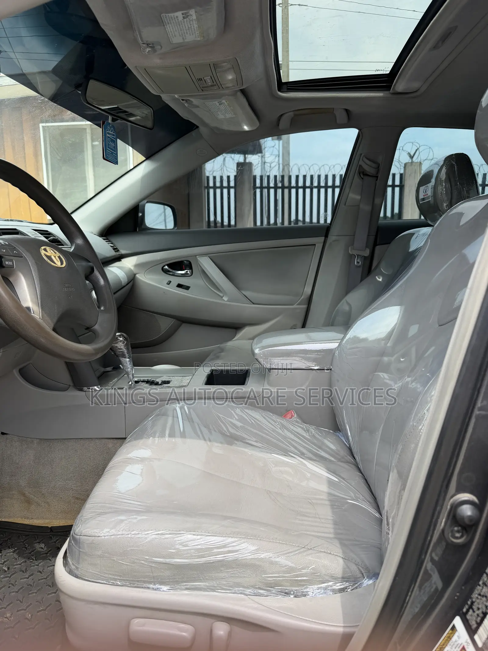 Toyota Camry LE 4dr Sedan (2.4L 4cyl 5A) 2008 Gray