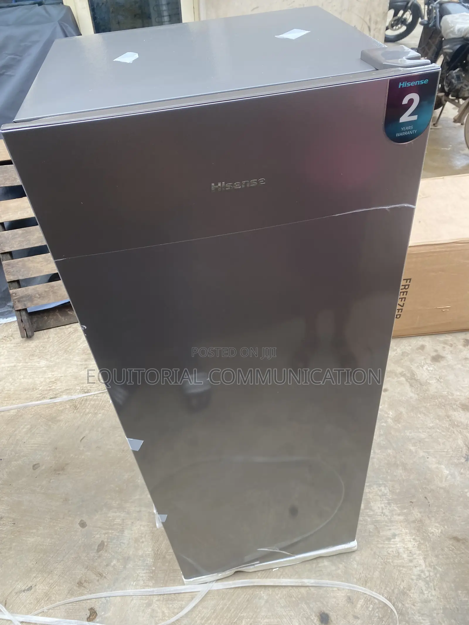 Hisense RS189DR 190L Upright Food Freezer