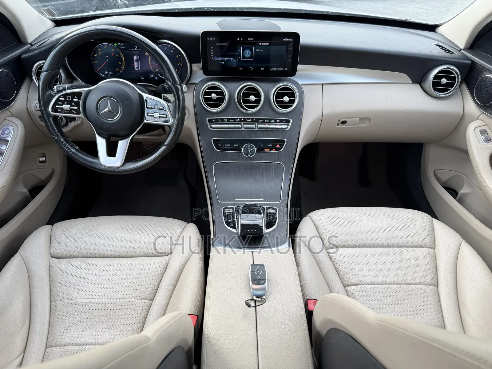 Mercedes-Benz C300 2021 White