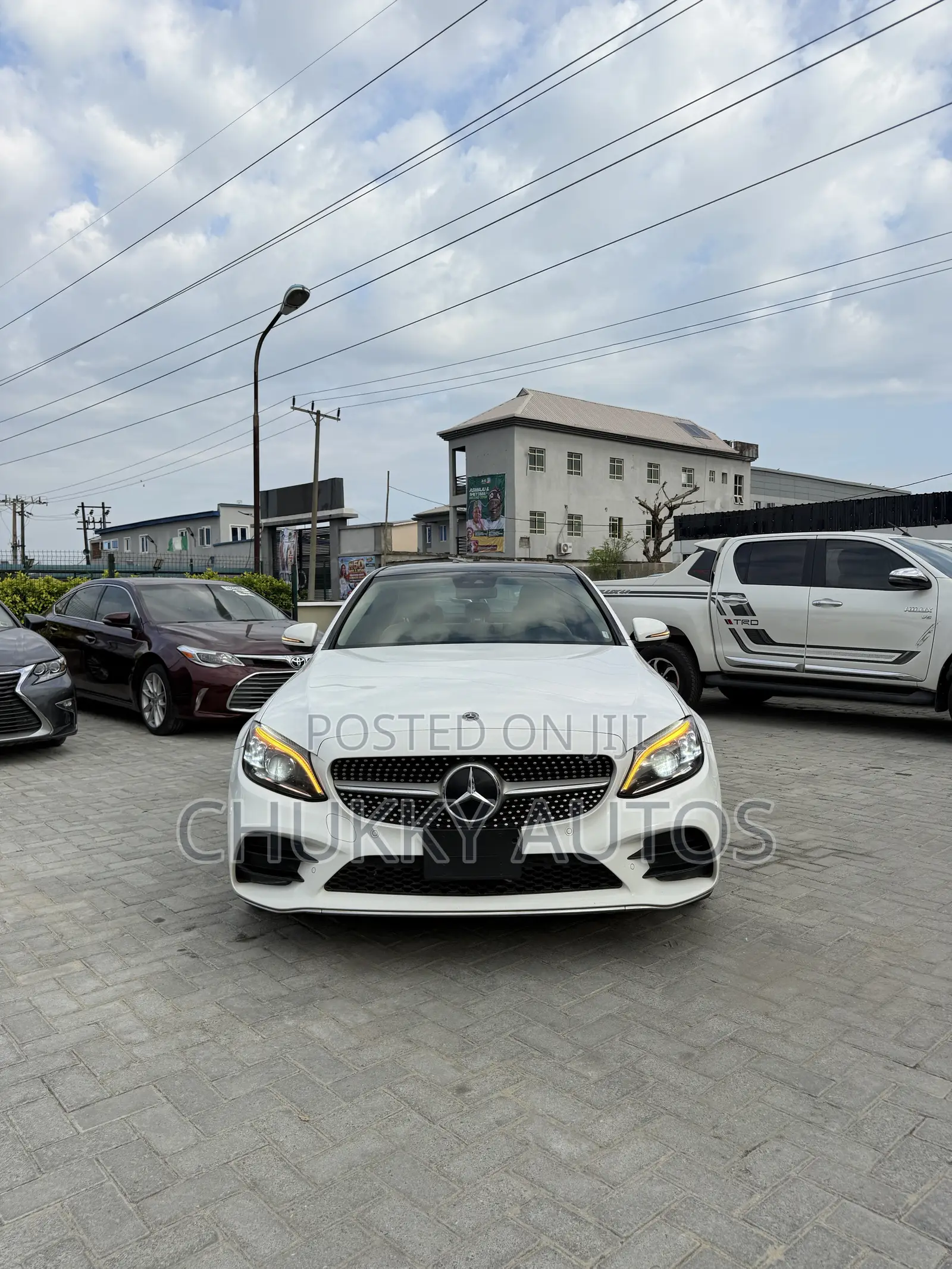 Mercedes-Benz C300 2021 White
