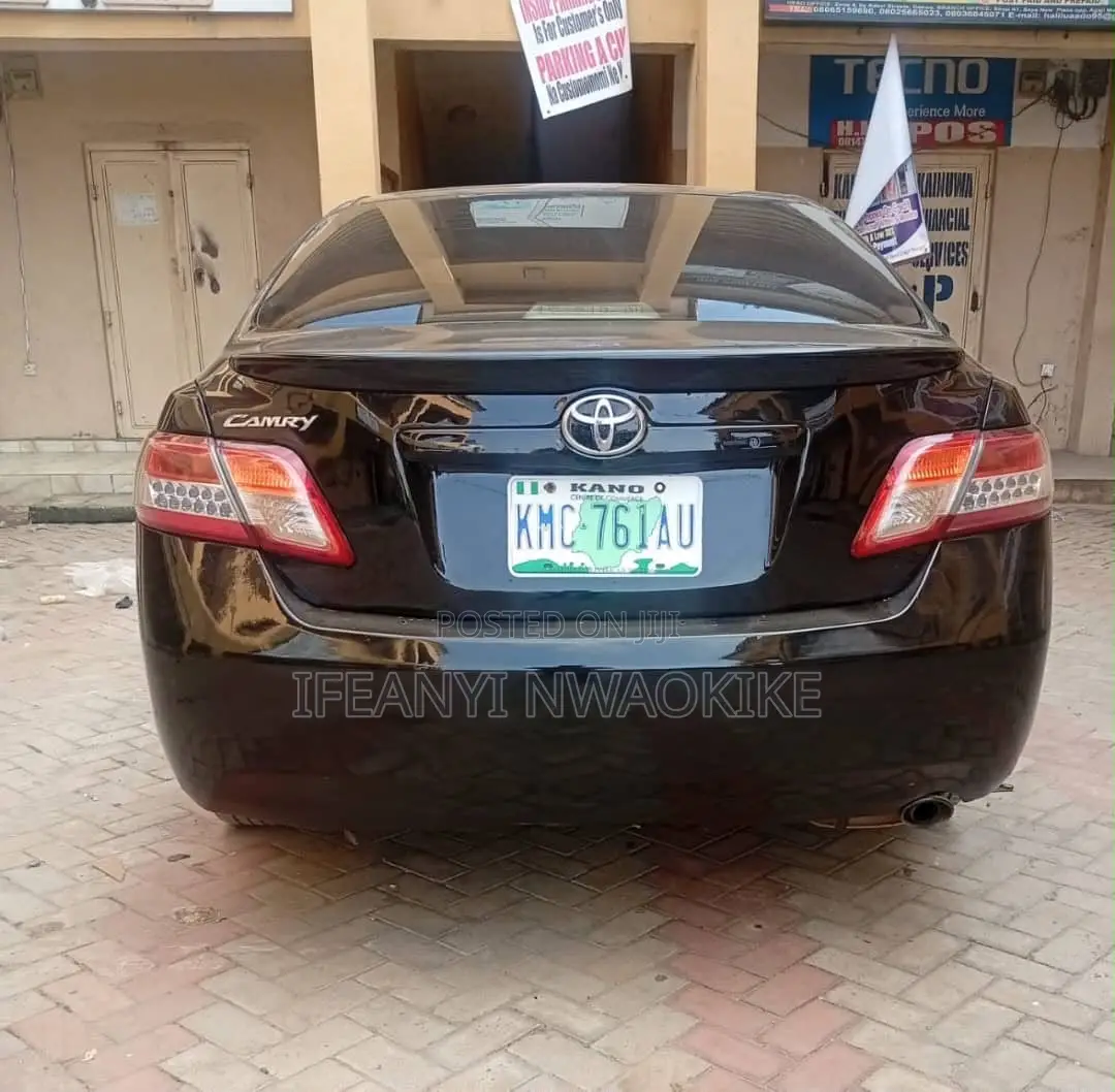 Toyota Camry LE 4dr Sedan (2.4L 4cyl 5A) 2009 Black