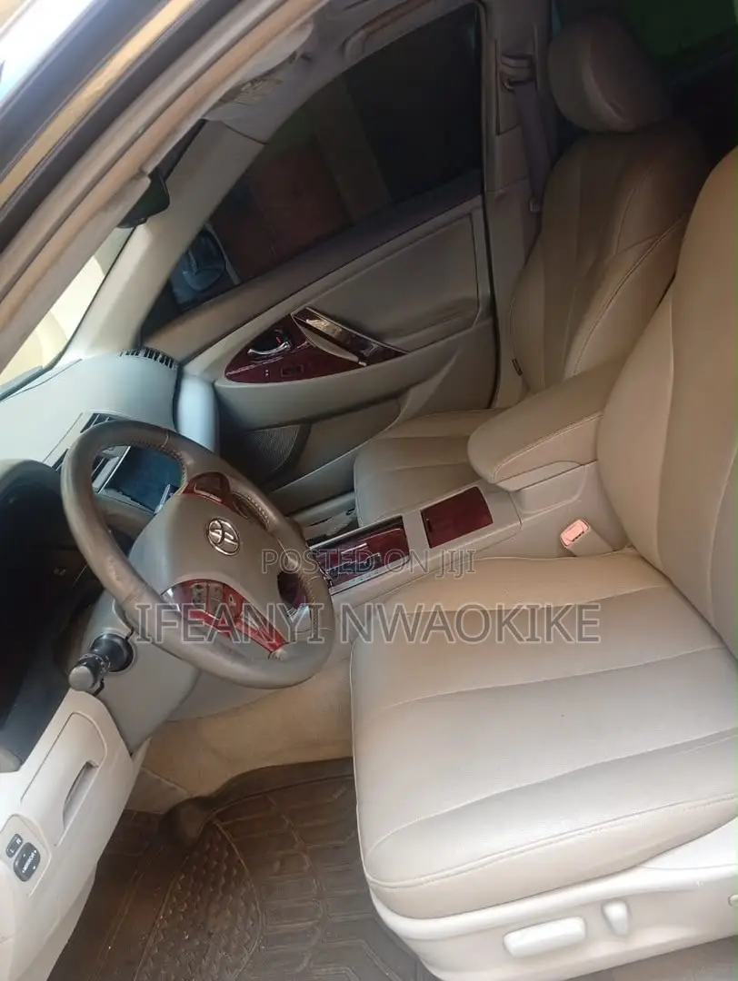 Toyota Camry LE 4dr Sedan (2.4L 4cyl 5A) 2009 Black