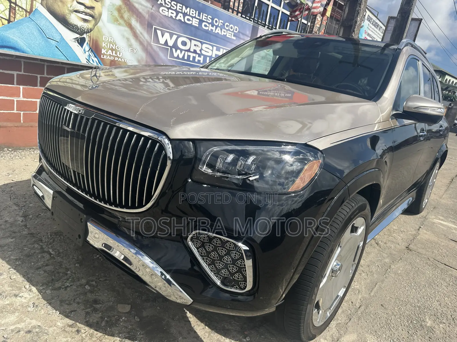 Mercedes-Benz Maybach 2023 Brown