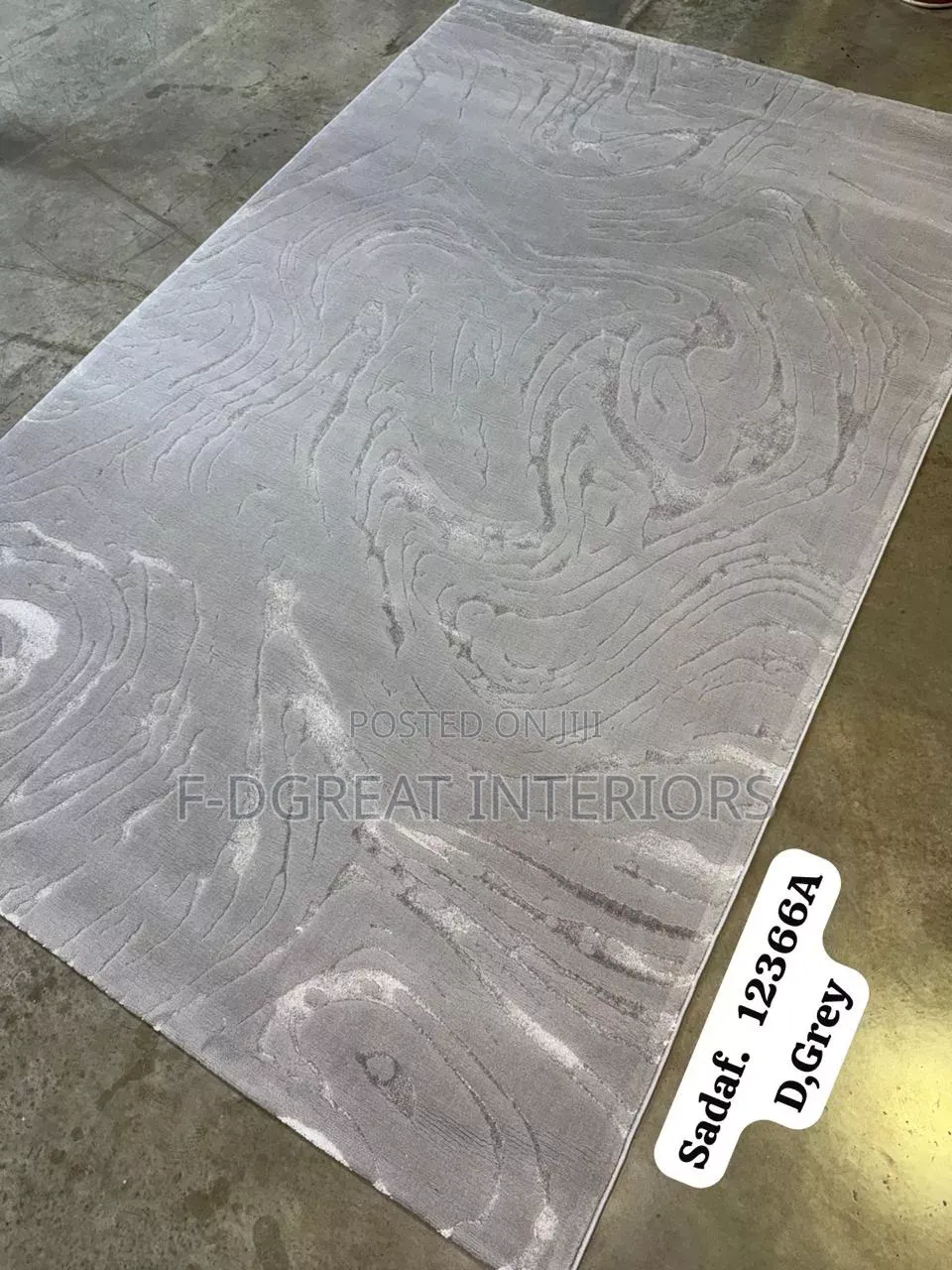 Center Rug With Nice Quality