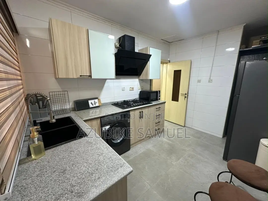Furnished 3bdrm Apartment in Osborne Foreshore for rent