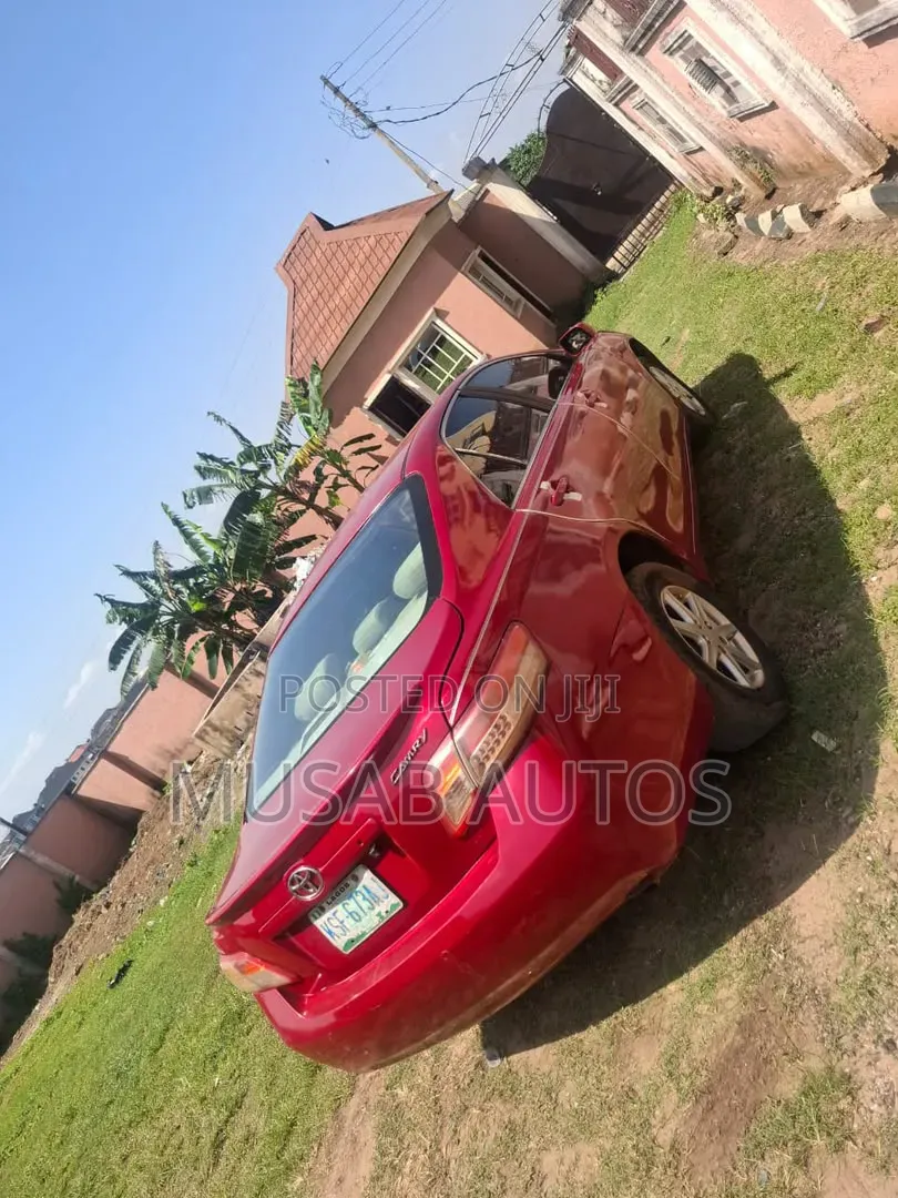 Toyota Camry 2008 Red