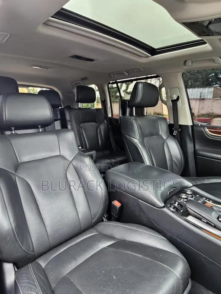Lexus LX 570 (5 seats) AWD 2019 Gray