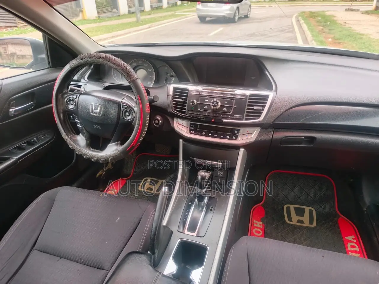 Honda Accord EX 4dr Sedan (2.4L 4cyl CVT) 2014 Silver