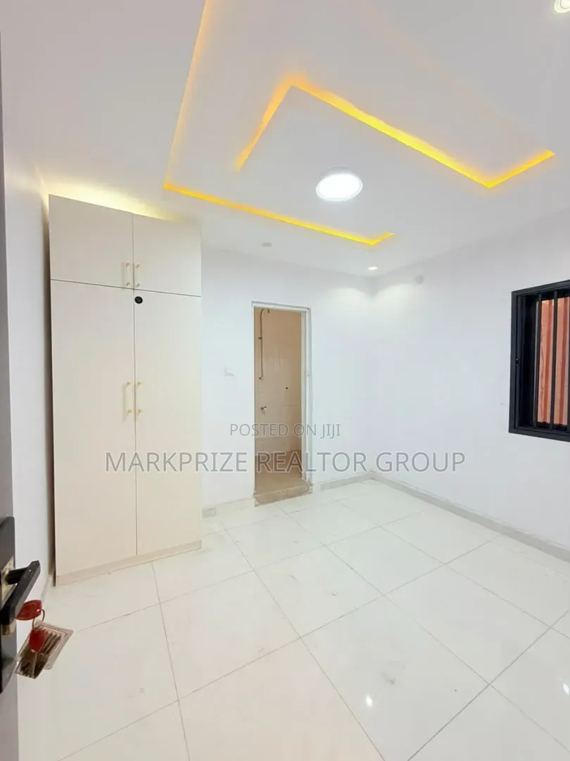 3bdrm Duplex in Ogba Ikeja Lagos for sale