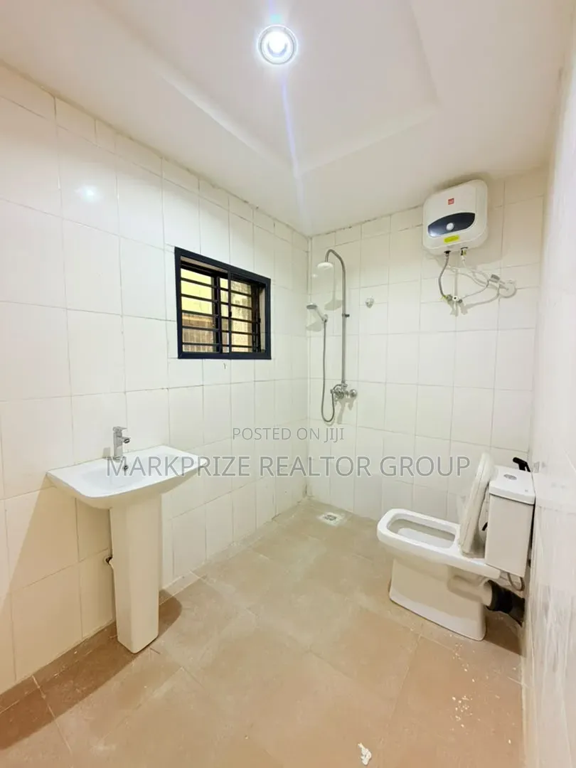 3bdrm Duplex in Ogba Ikeja Lagos for sale