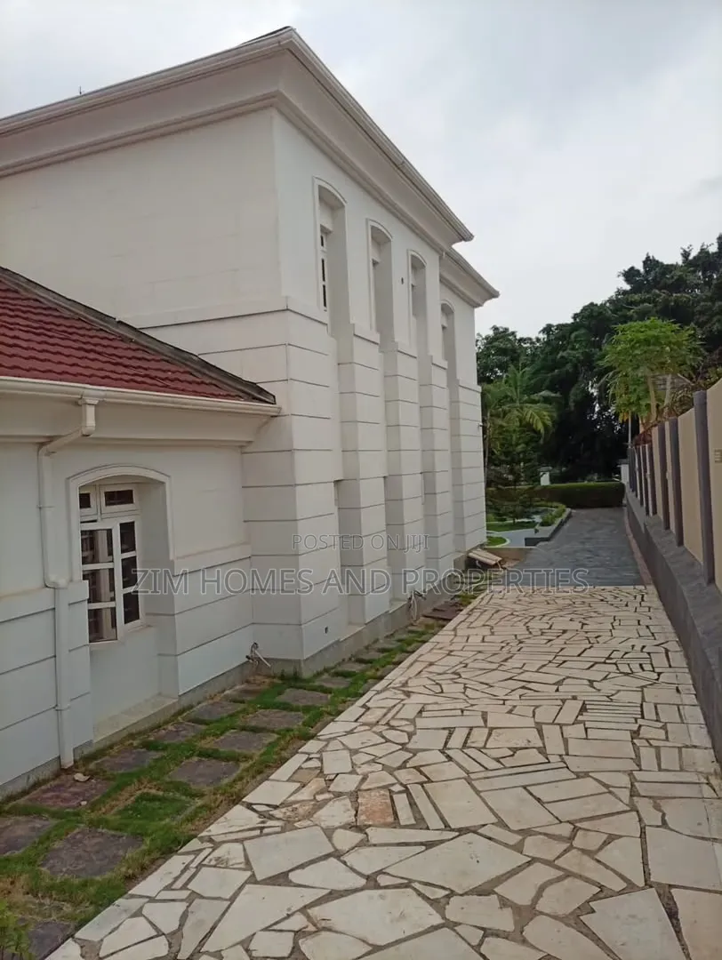 5bdrm Duplex in Zim Homes And, Zone B for sale