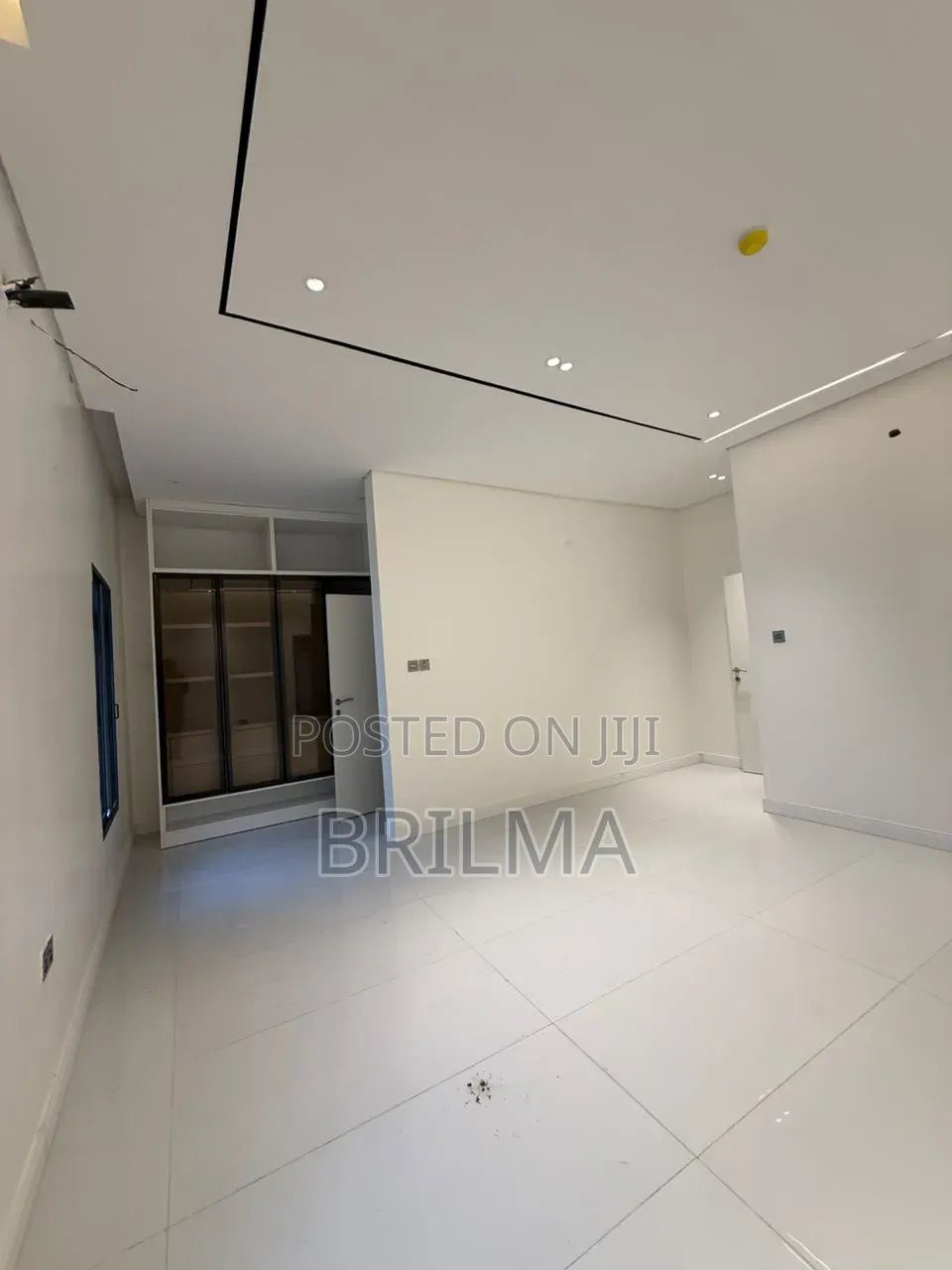 4bdrm Duplex in Mabushi for sale