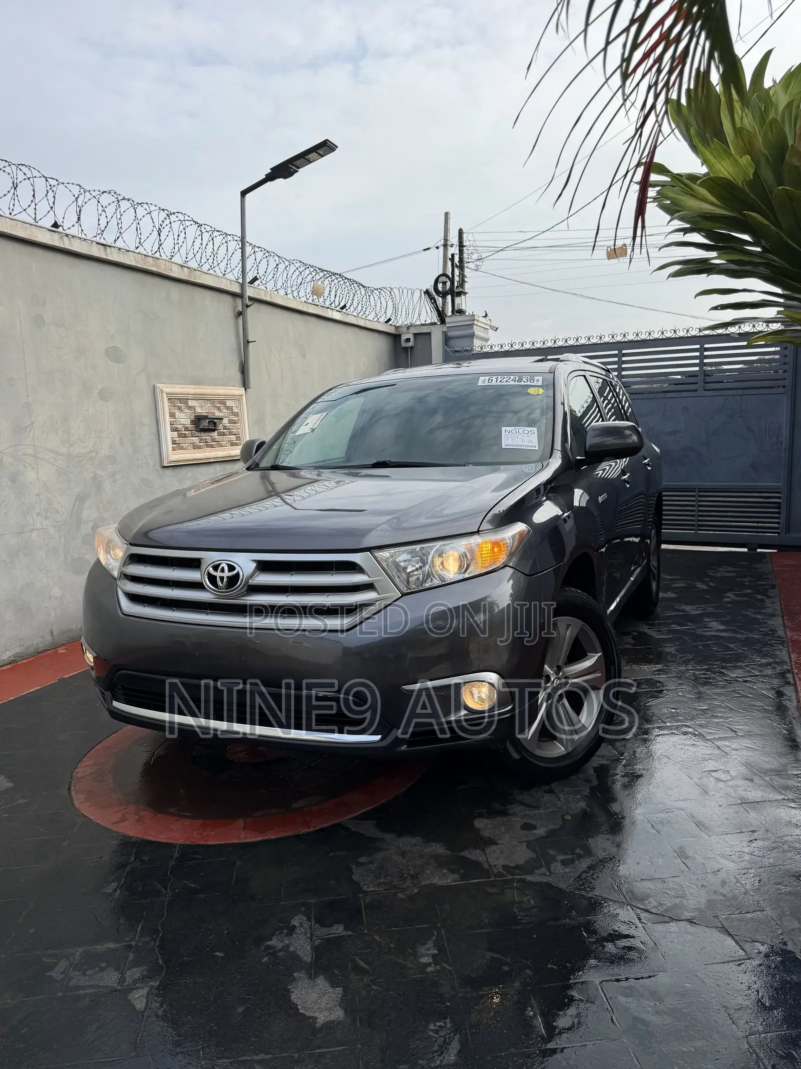 Toyota Highlander Limited 2012 Gray