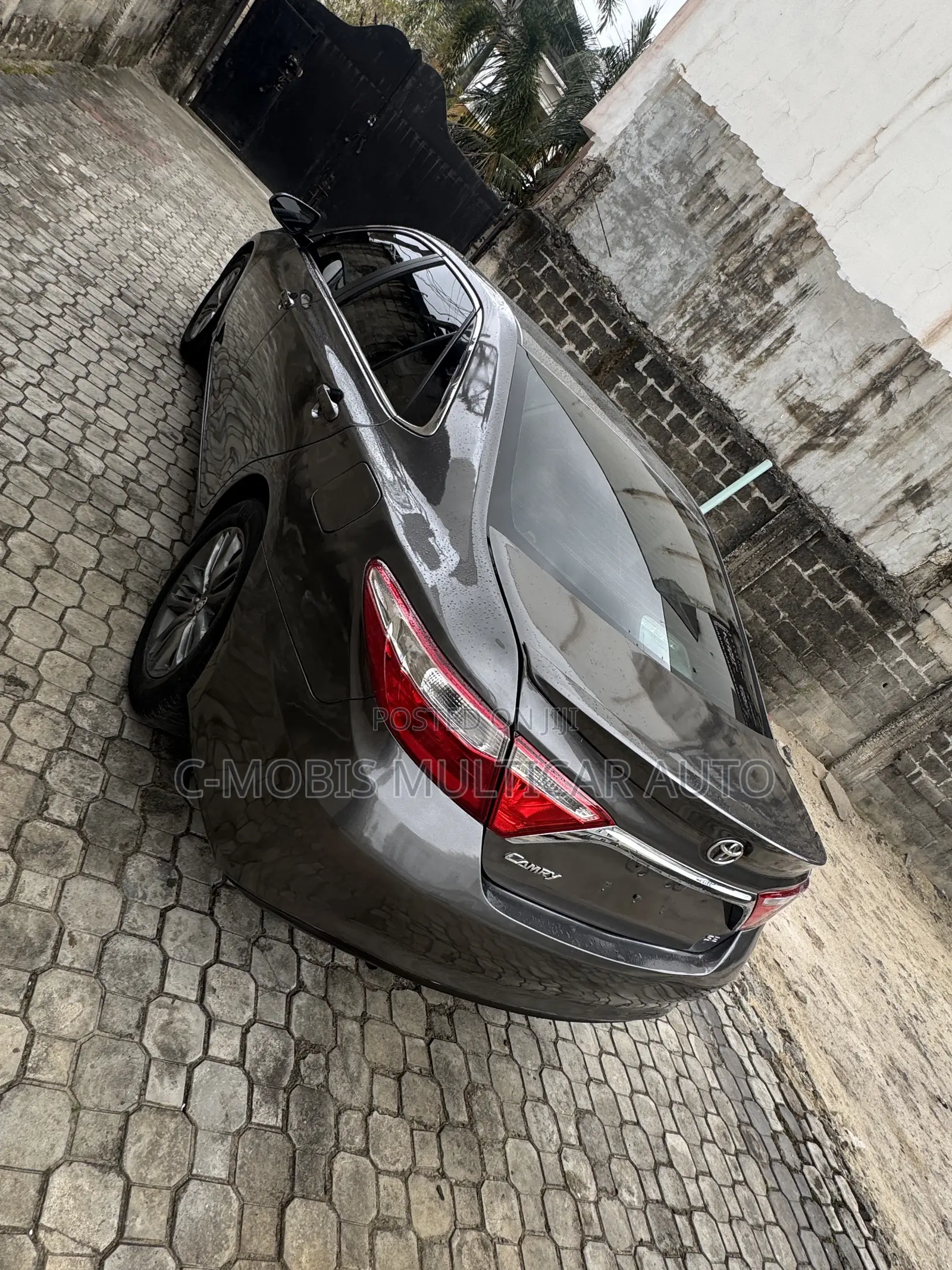 Toyota Camry SE 4dr Sedan (2.5L 4cyl 6A) 2016 Gray