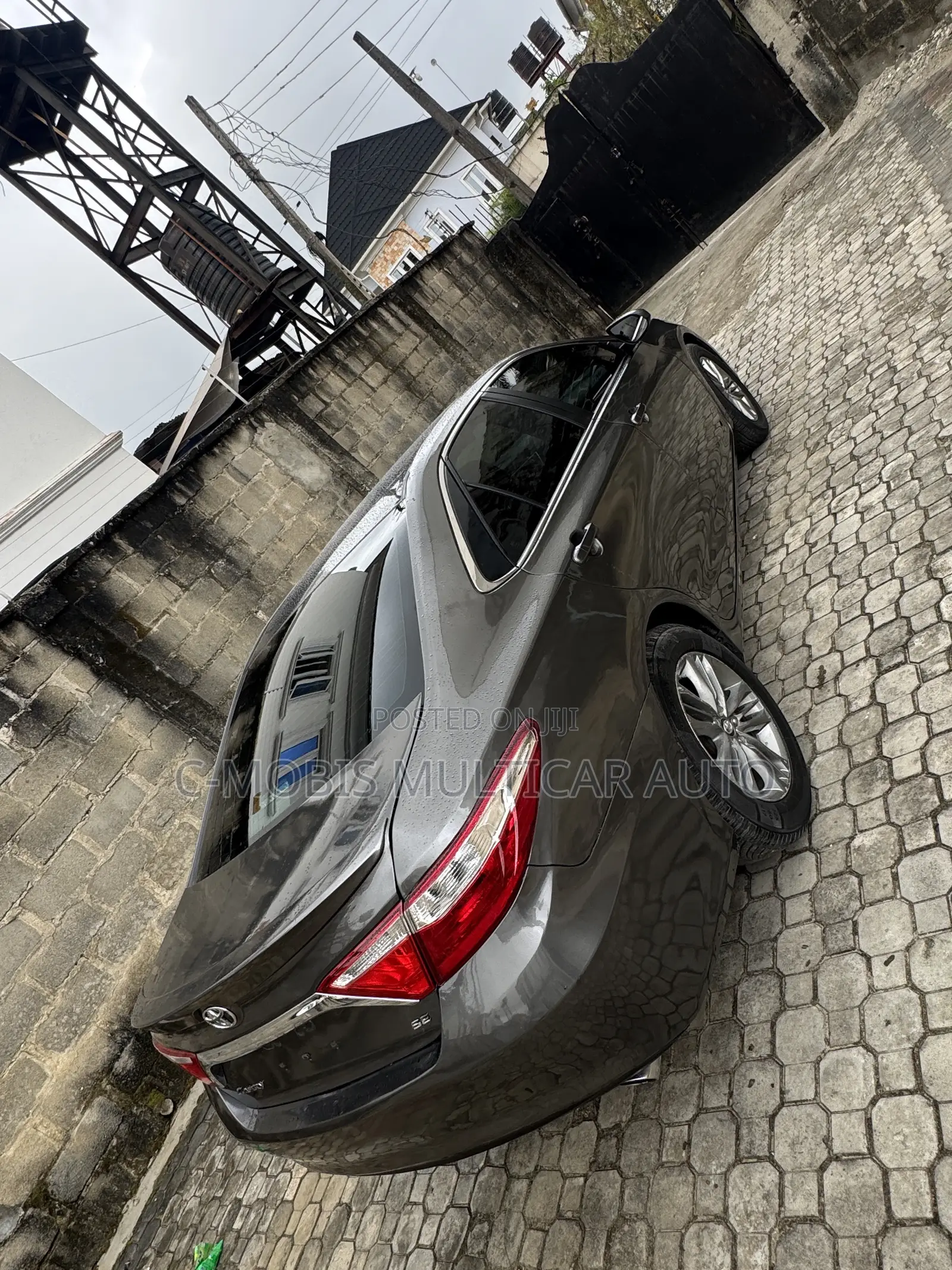 Toyota Camry SE 4dr Sedan (2.5L 4cyl 6A) 2016 Gray