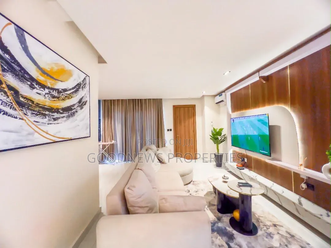 Beautiful 2 Bedroom Shortlet Apartment in a Prime Location at Ikota