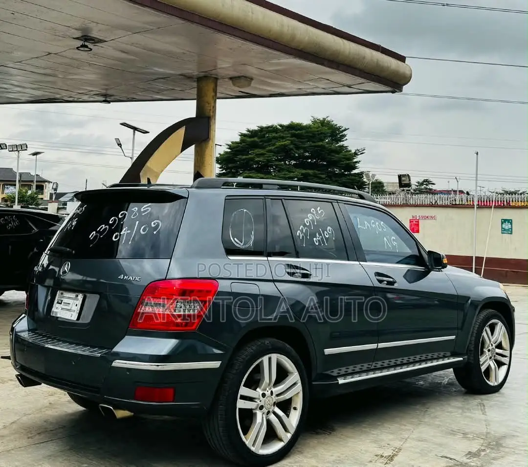 Mercedes-Benz GLK-Class 350 4MATIC 2010 Gray