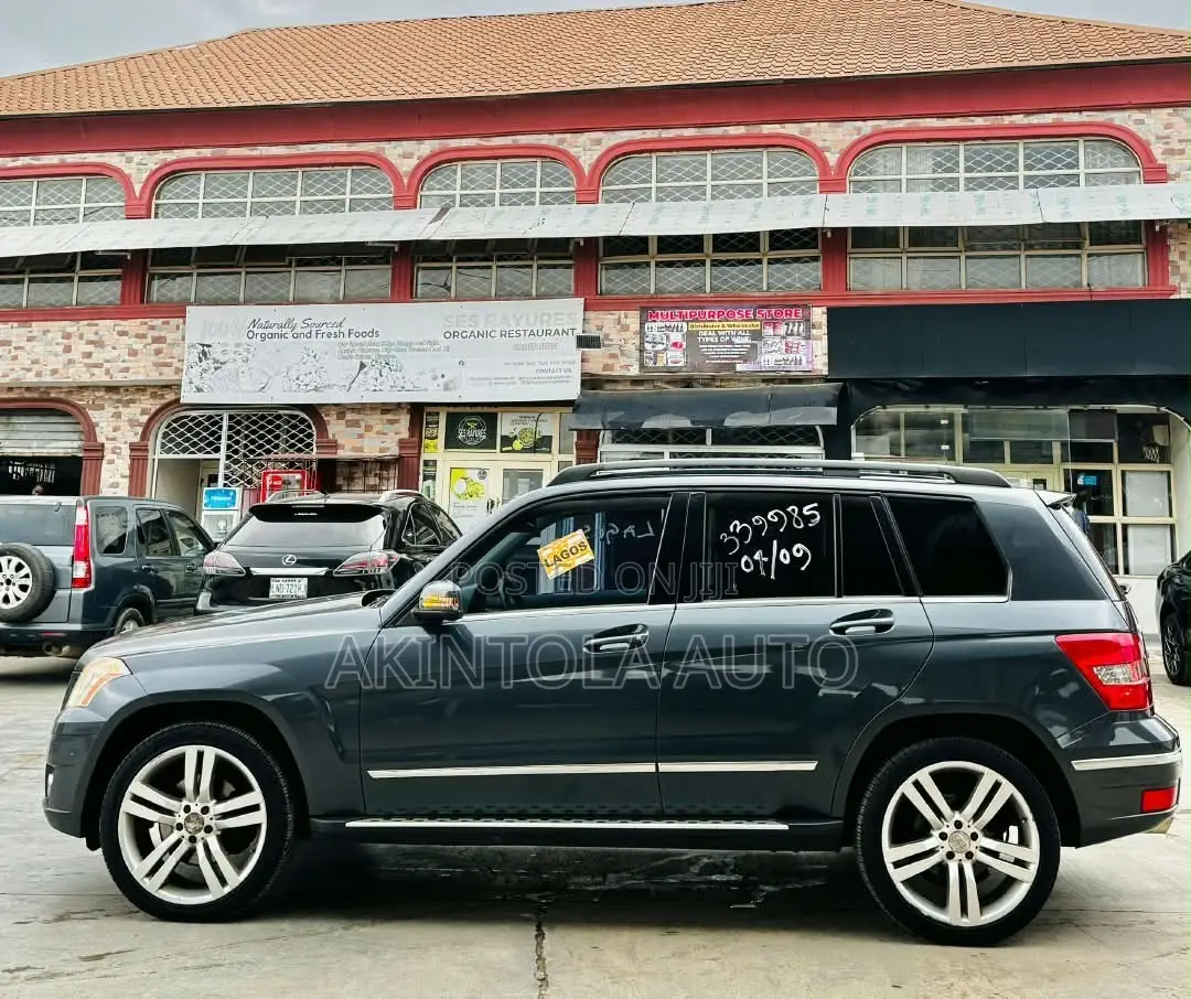 Mercedes-Benz GLK-Class 350 4MATIC 2010 Gray