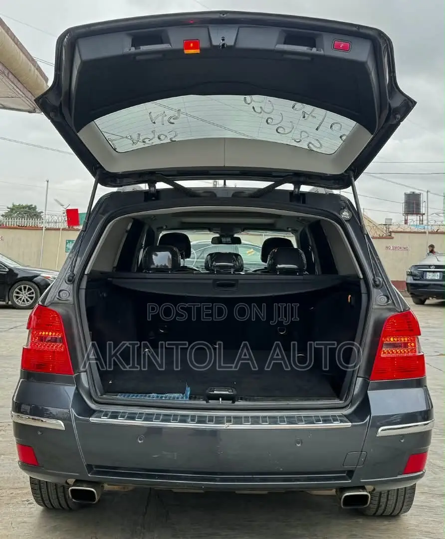 Mercedes-Benz GLK-Class 350 4MATIC 2010 Gray