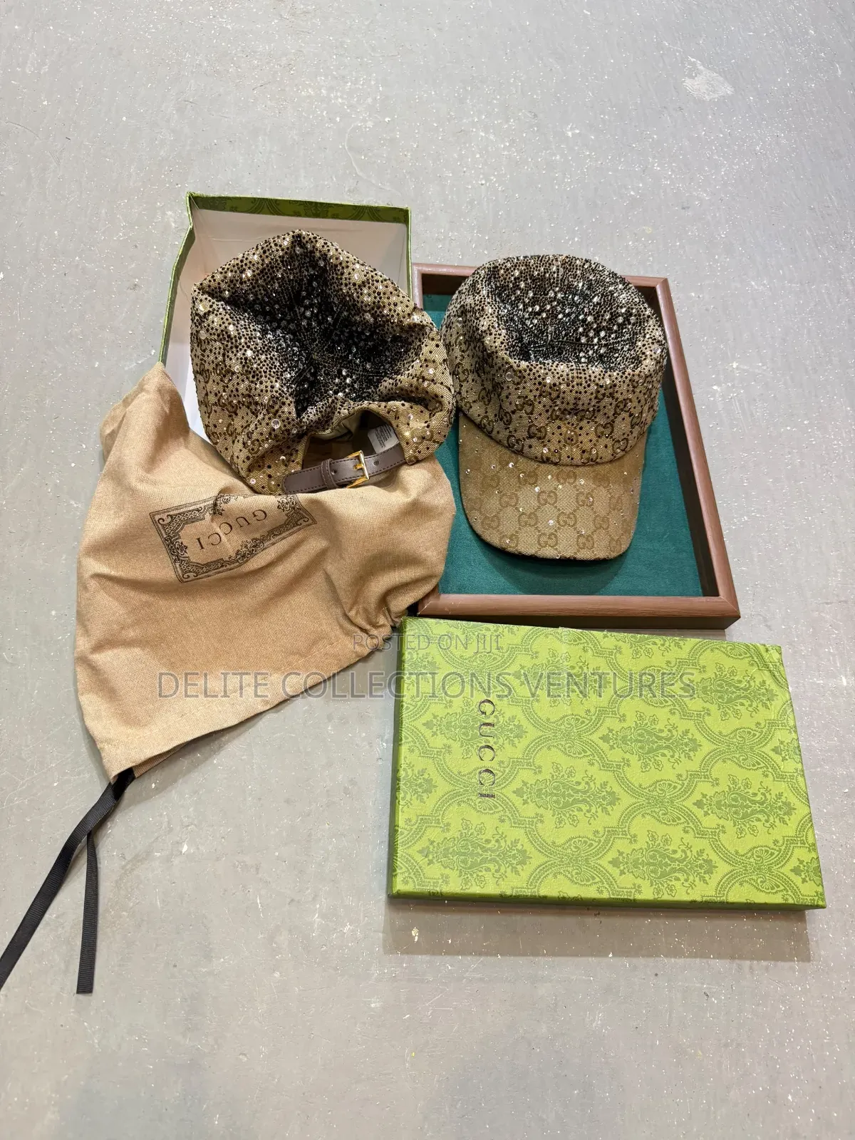 Luxury Caps Available Louis Vuitton, Gucci, Burberry
