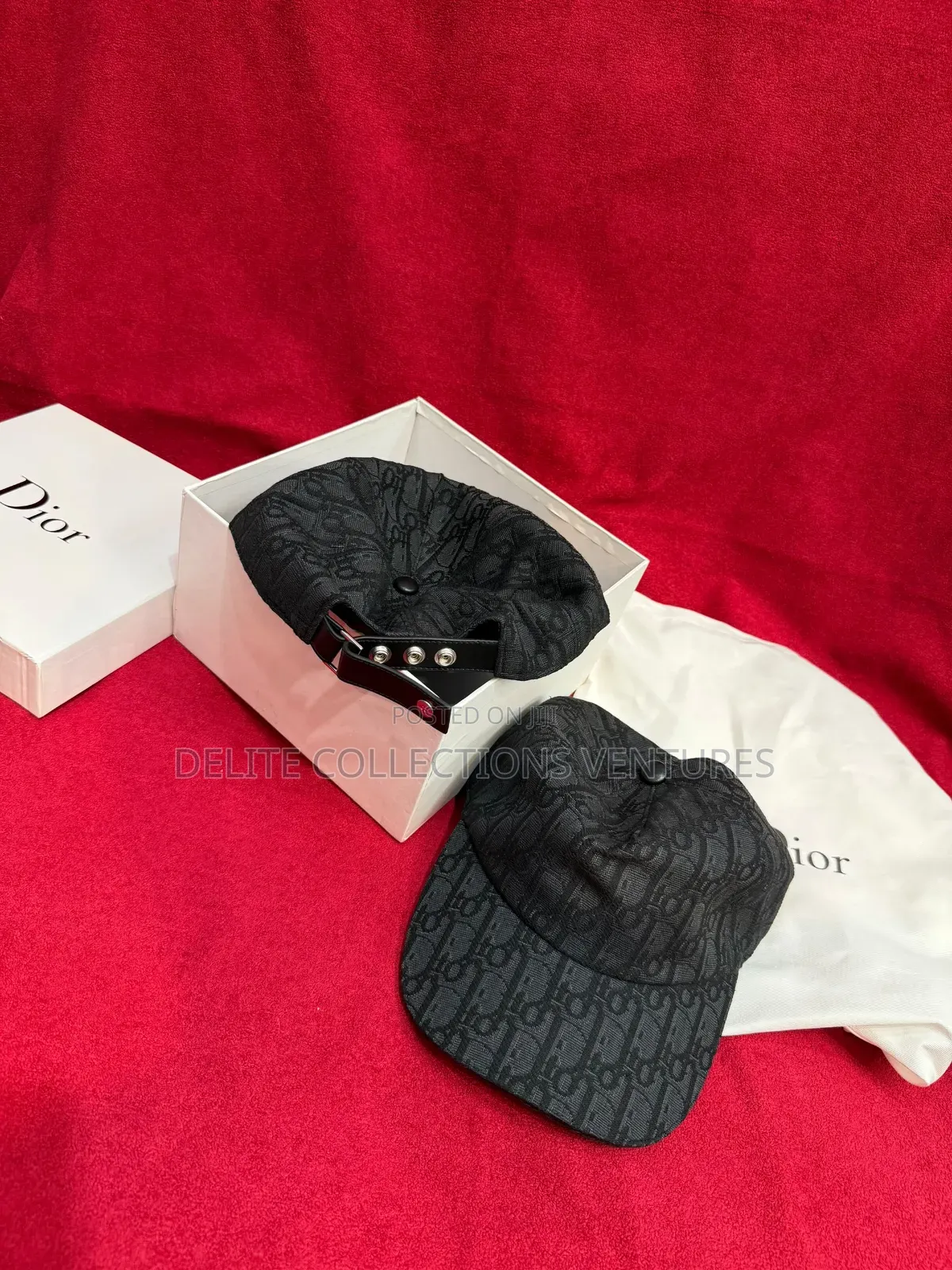 Luxury Caps Available Louis Vuitton, Gucci, Burberry