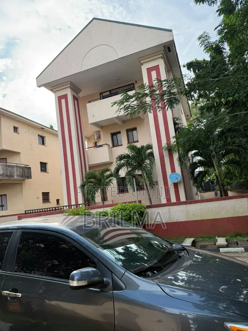 5bdrm Duplex in Maitama for sale