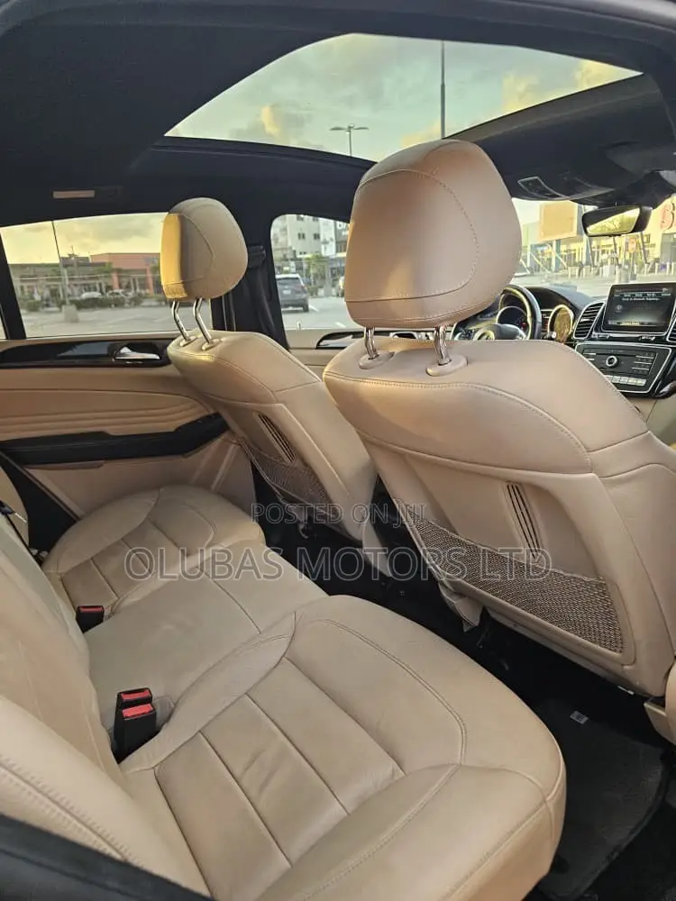 Mercedes-Benz GLE-Class 2016 Gray