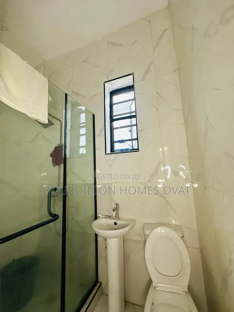 1bdrm Apartment in Ikota Gra Lekki for rent