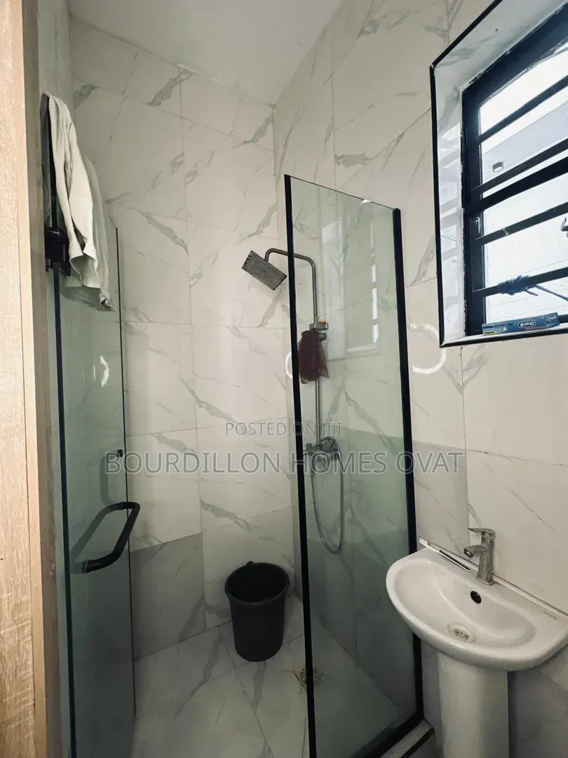 1bdrm Apartment in Ikota Gra Lekki for rent