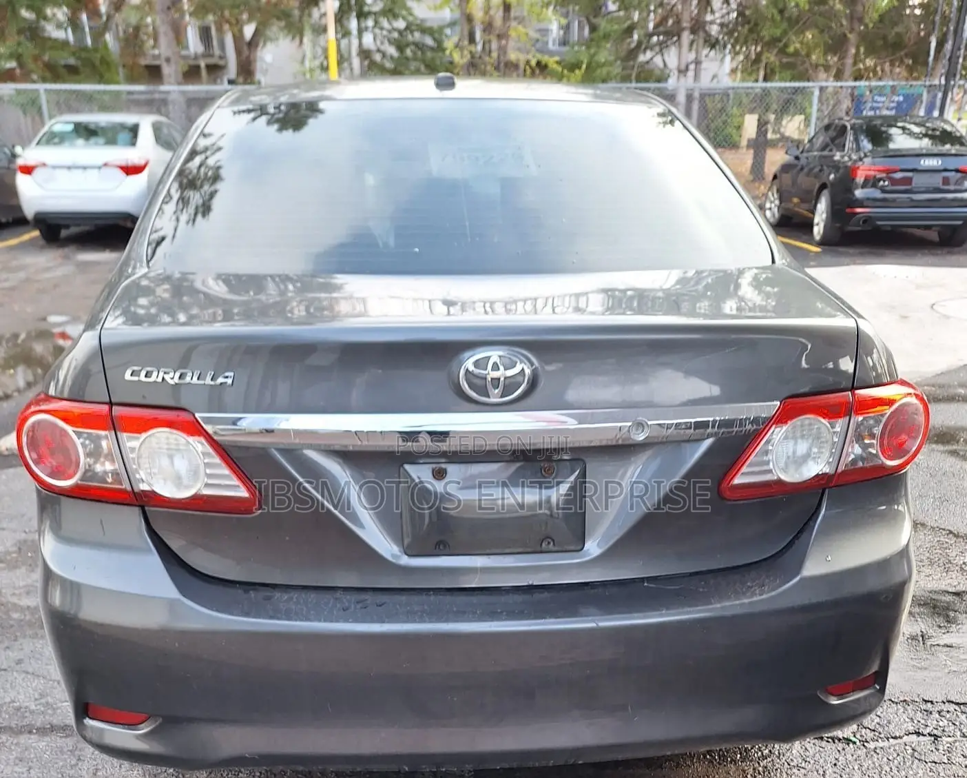 Toyota Corolla LE Special Edition 4dr Sedan (1.8L 4cyl 4A) 2013 Gray
