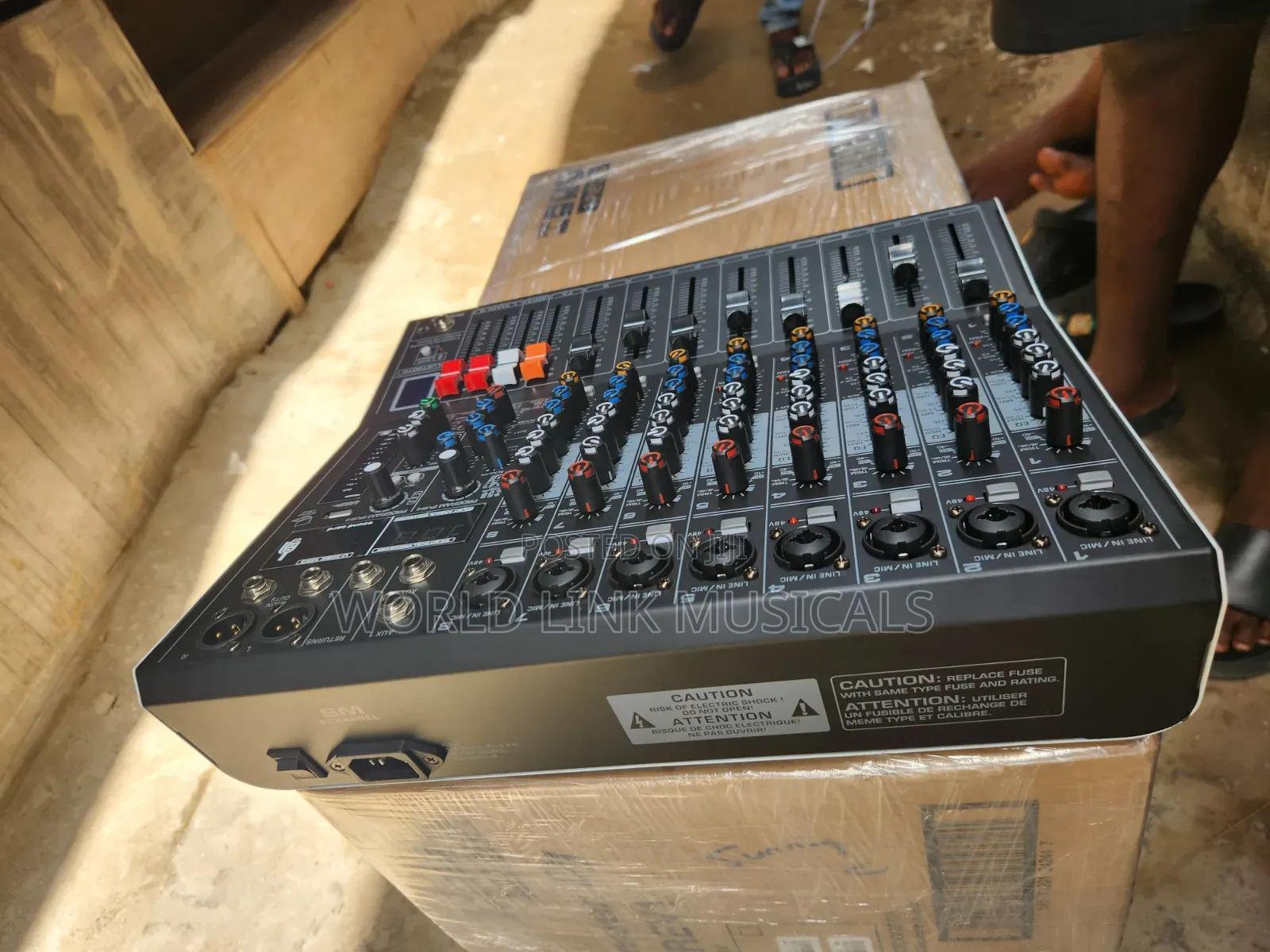 8 Channels Professional Mixer