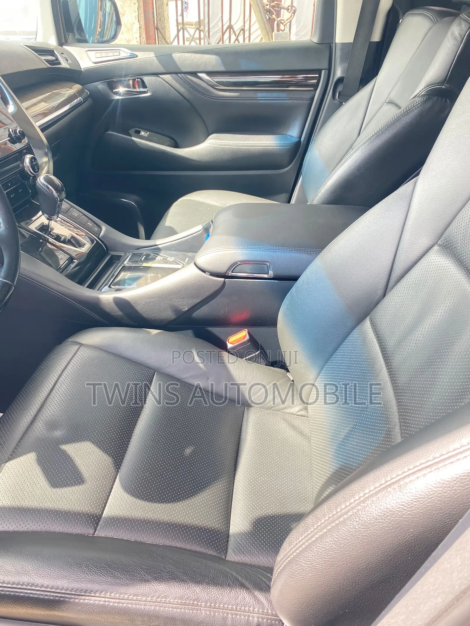 Toyota Vellfire 2016 Black
