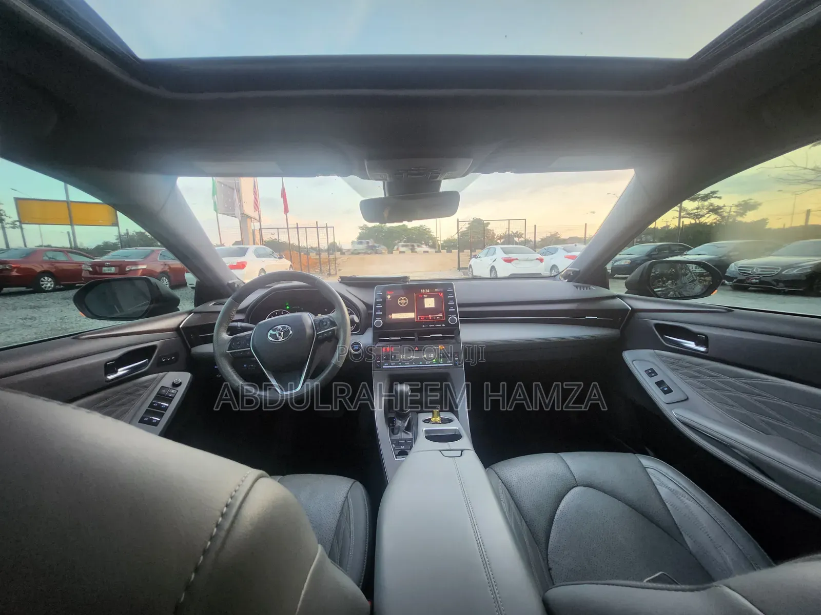 Toyota Avalon Limited FWD Sedan (3.5L V6 8A) 2019 Blue