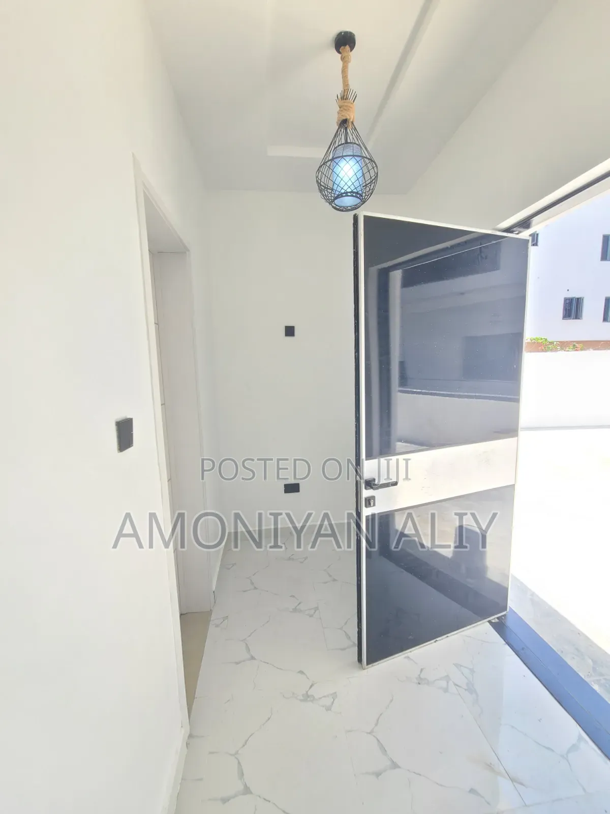5bdrm House in Lekki Scheme2 for sale