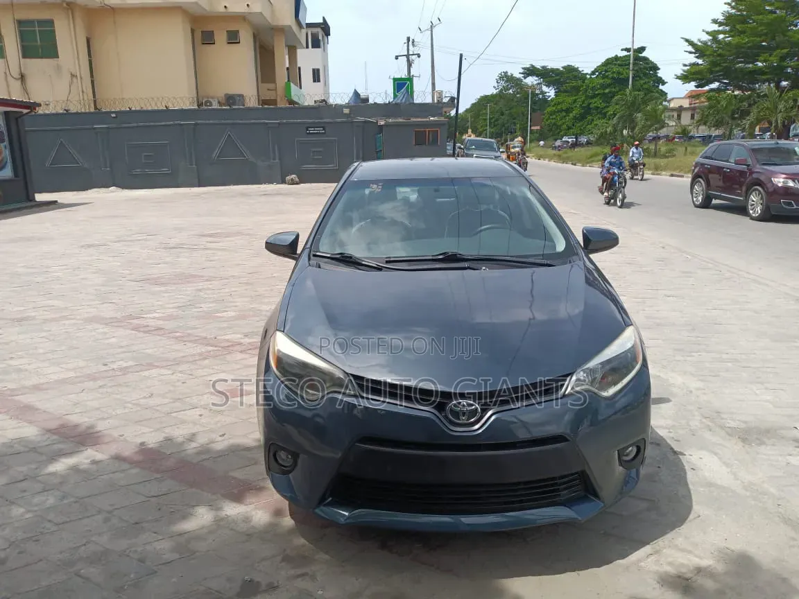 Toyota Corolla 2016 Gray