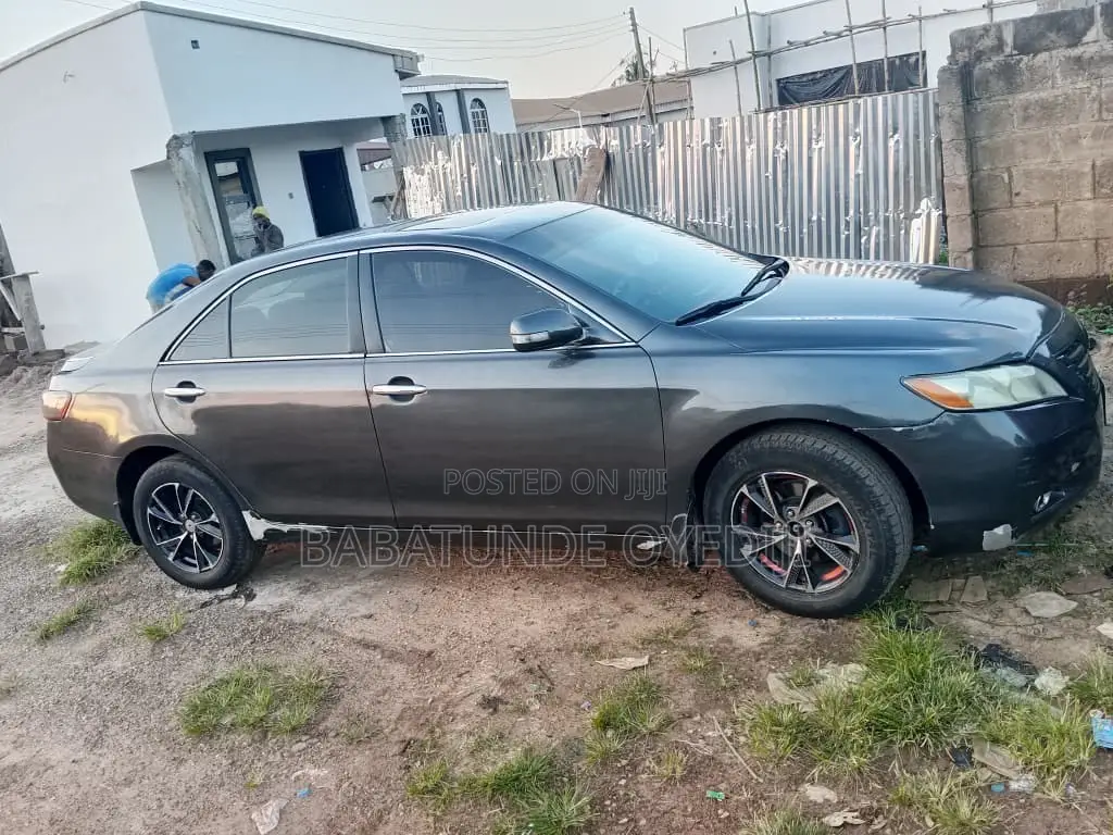 Toyota Camry 2008 Gray