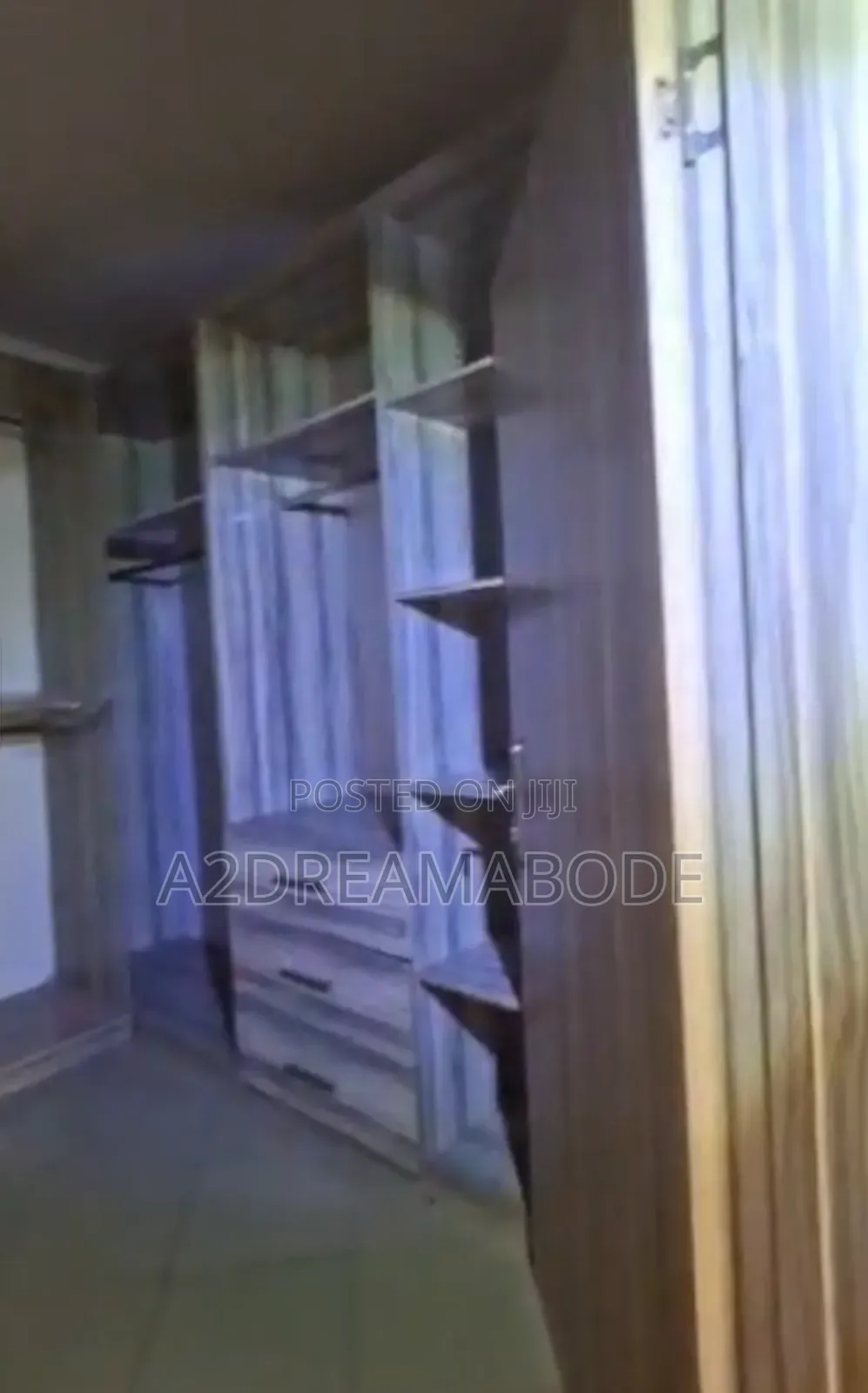 4bdrm Duplex in Mende for sale