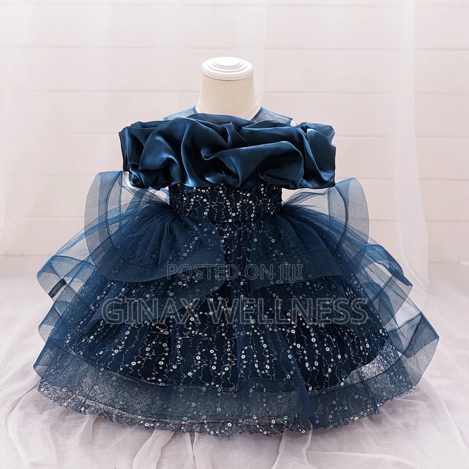 Luxury Girls Princess Dress With Sequin and Ruffle Design (6-12months)