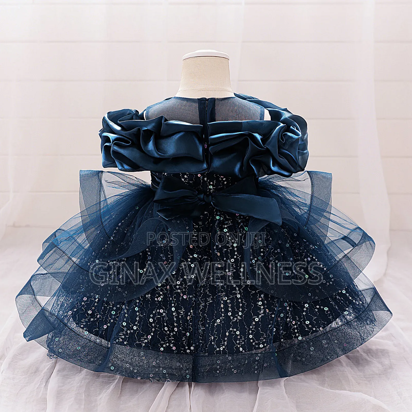 Luxury Girls Princess Dress With Sequin and Ruffle Design (6-12months)