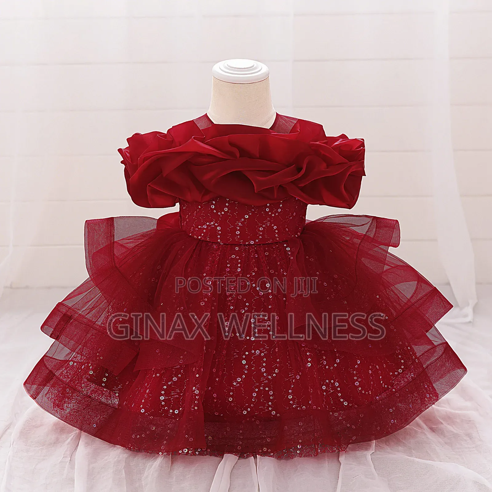 Luxury Girls Princess Dress With Sequin and Ruffle Design (6-12months)