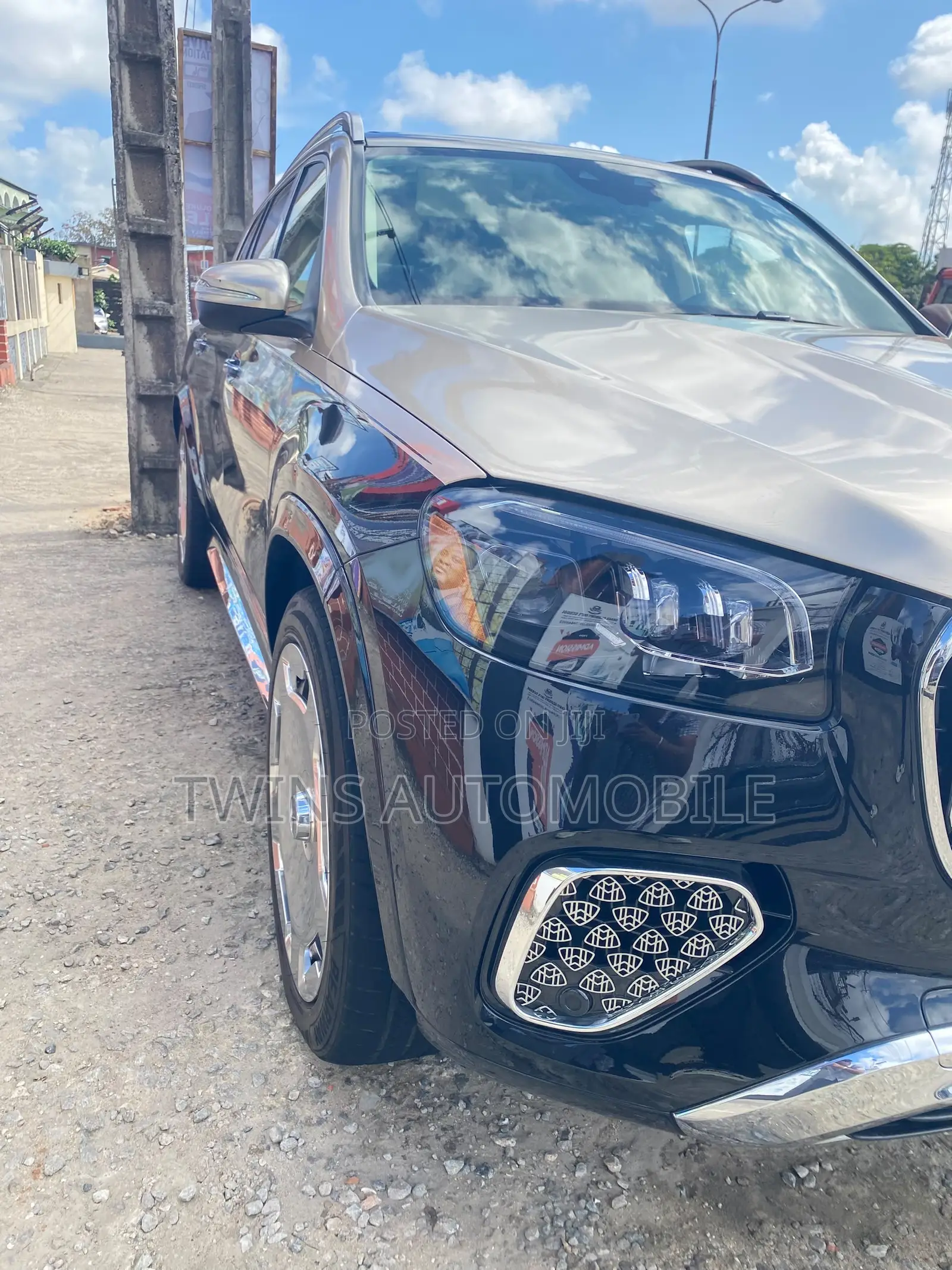 Mercedes-Benz Maybach 2023 Brown